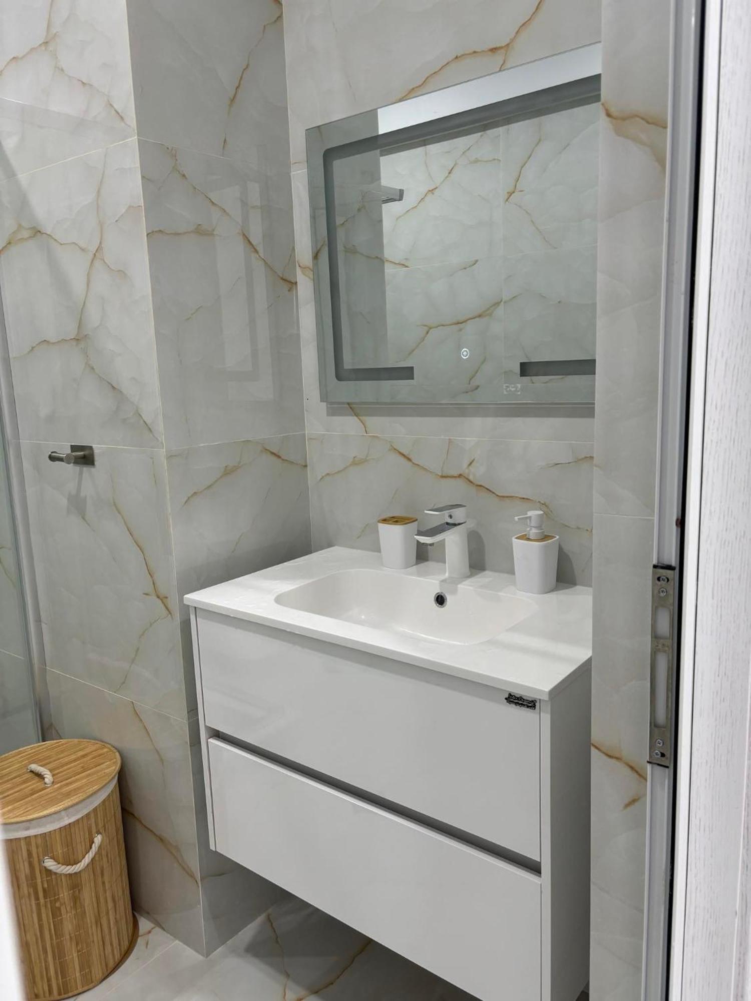 Pami Apartamento Néa Péramos Exterior foto